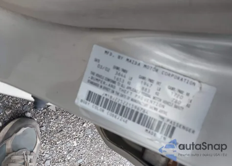 2002 Mazda Protege Dx/Es/Lx из США, поврежденный, VIN JM1BJ225221596784